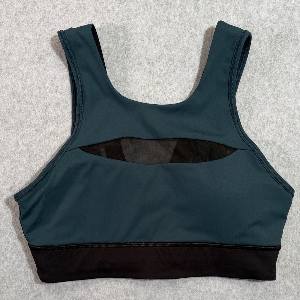 Lululemon Run the Day Bra in Submarine/Black Size 8